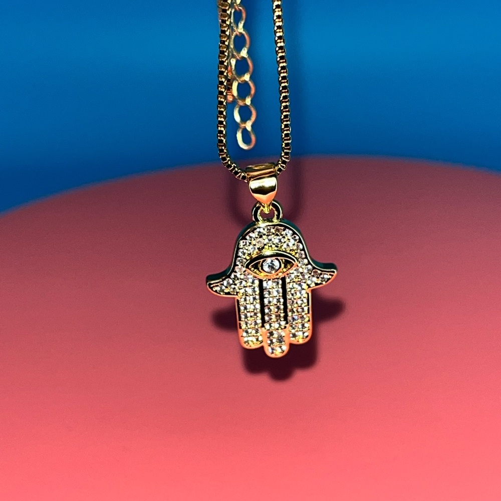 gold necklace